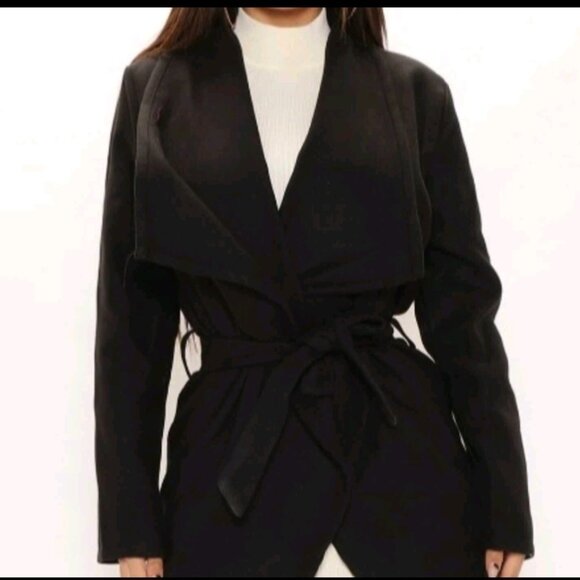 BN  Fleece Jacket/Sweater w Belt ✨ - Picture 1 of 4